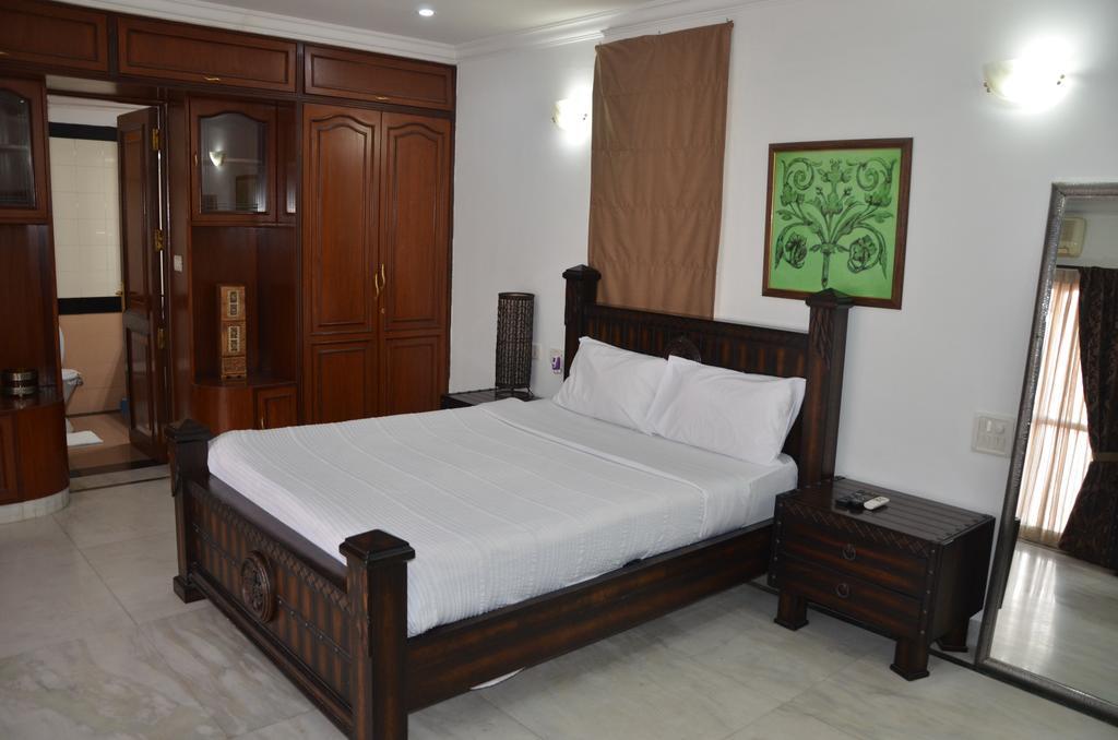 Ibc Hotels & Resorts Pvt. Ltd. Bangalore Buitenkant foto