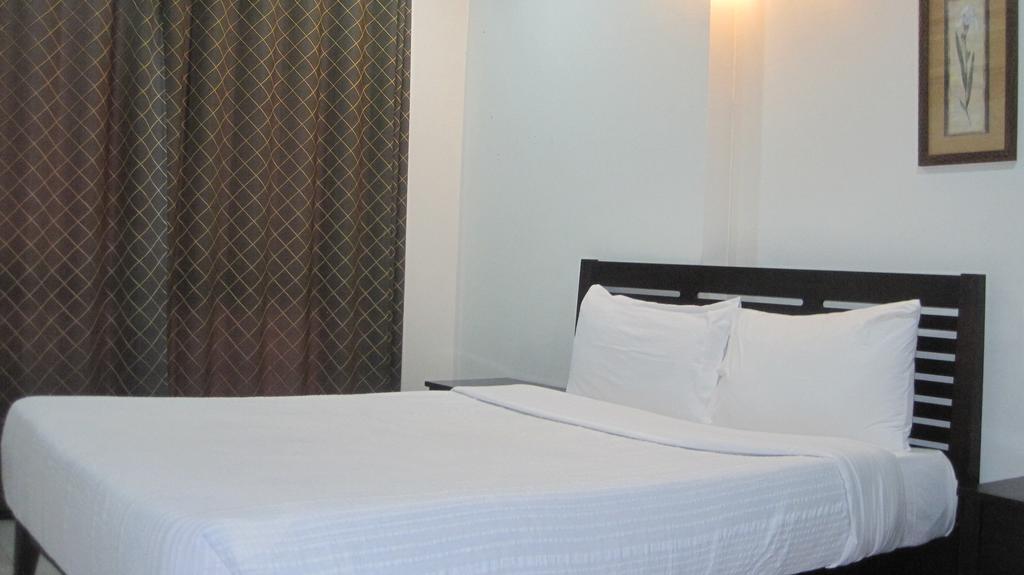 Ibc Hotels & Resorts Pvt. Ltd. Bangalore Buitenkant foto