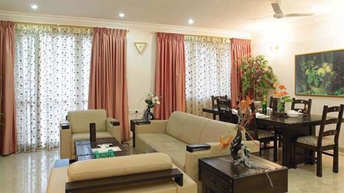 Ibc Hotels & Resorts Pvt. Ltd. Bangalore Buitenkant foto