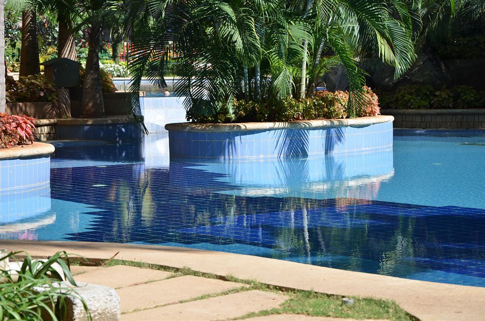 Ibc Hotels & Resorts Pvt. Ltd. Bangalore Buitenkant foto