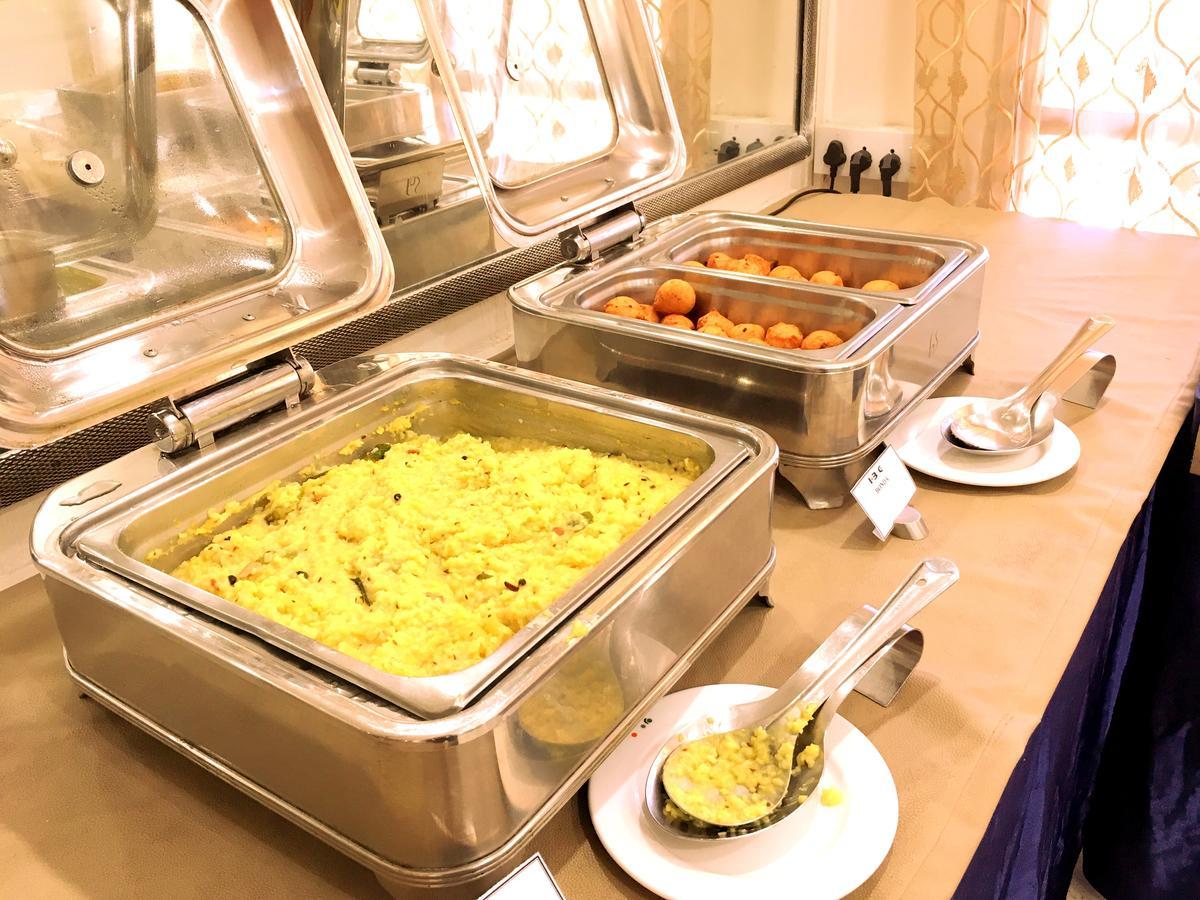 Ibc Hotels & Resorts Pvt. Ltd. Bangalore Buitenkant foto